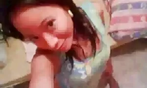 प्रशिक्षित नर्स लाभ उठाने और सेक्सी बफ इंग्लिश मूवी संभोग के दौरान रोगी गला घोंट करने के लिए शुरू किया